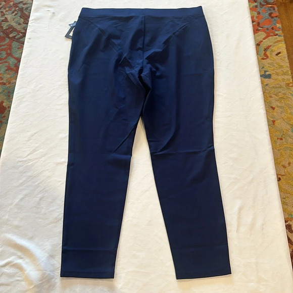 NYDJ not your daughters jeans Basic Legging Pants lift tuck navy size 18 18W NWT - Picture 7 of 7